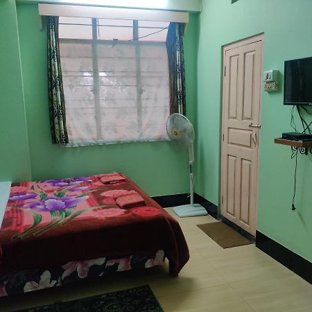 Travellers Bed And Breakfast ชิลลอง ภายนอก รูปภาพ