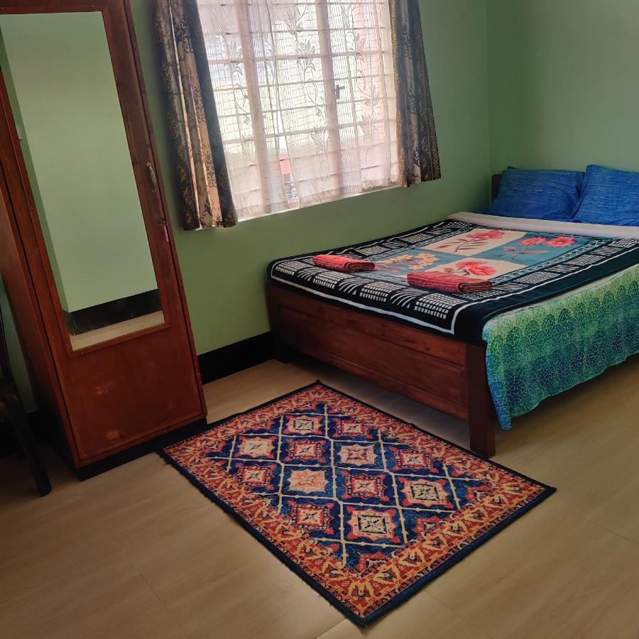 Travellers Bed And Breakfast ชิลลอง ภายนอก รูปภาพ