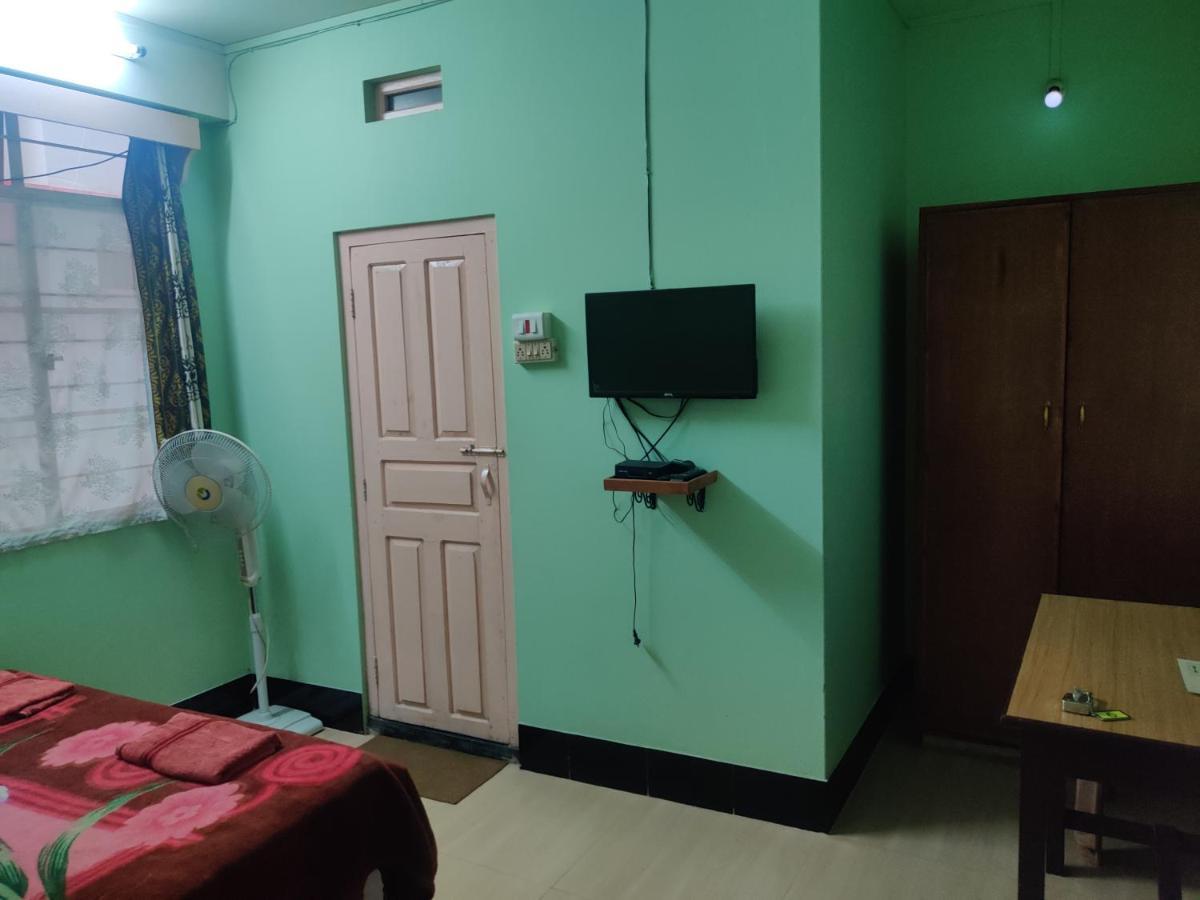 Travellers Bed And Breakfast ชิลลอง ภายนอก รูปภาพ
